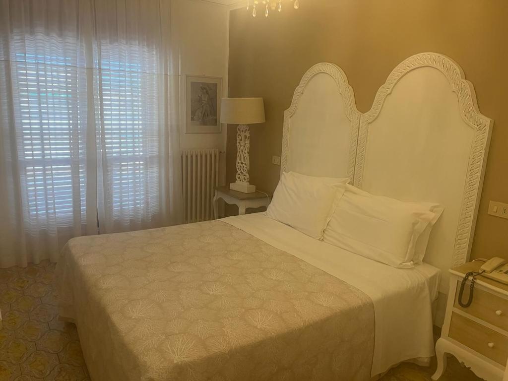 Hotel Bergamo Mare Mhotelsgroup سان بارتولومِيو آل ما المظهر الخارجي الصورة